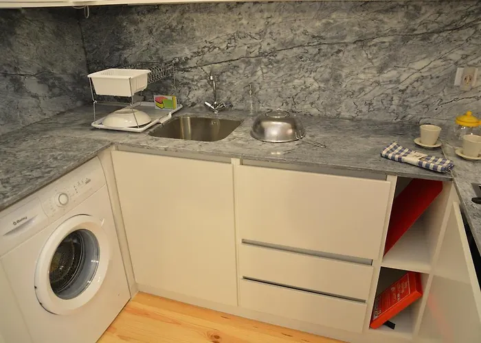 Almada 329 Порту